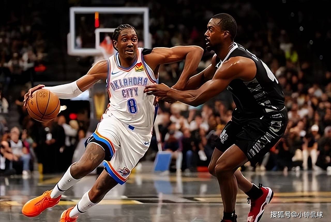 马刺轻取深圳队，保罗统治全场