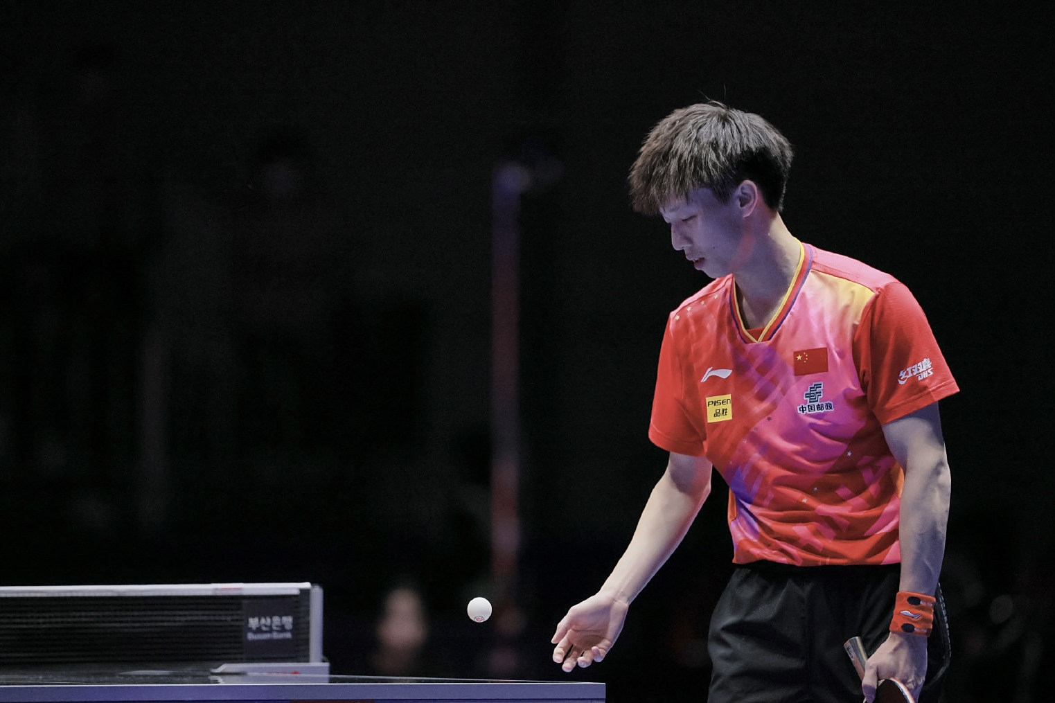 中国队鏖战奥地利队，林高远高光表现