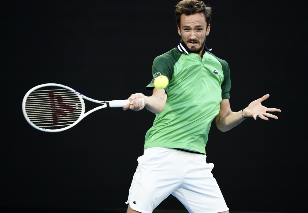 拉沃尔杯横扫澳网，辛纳高光表现