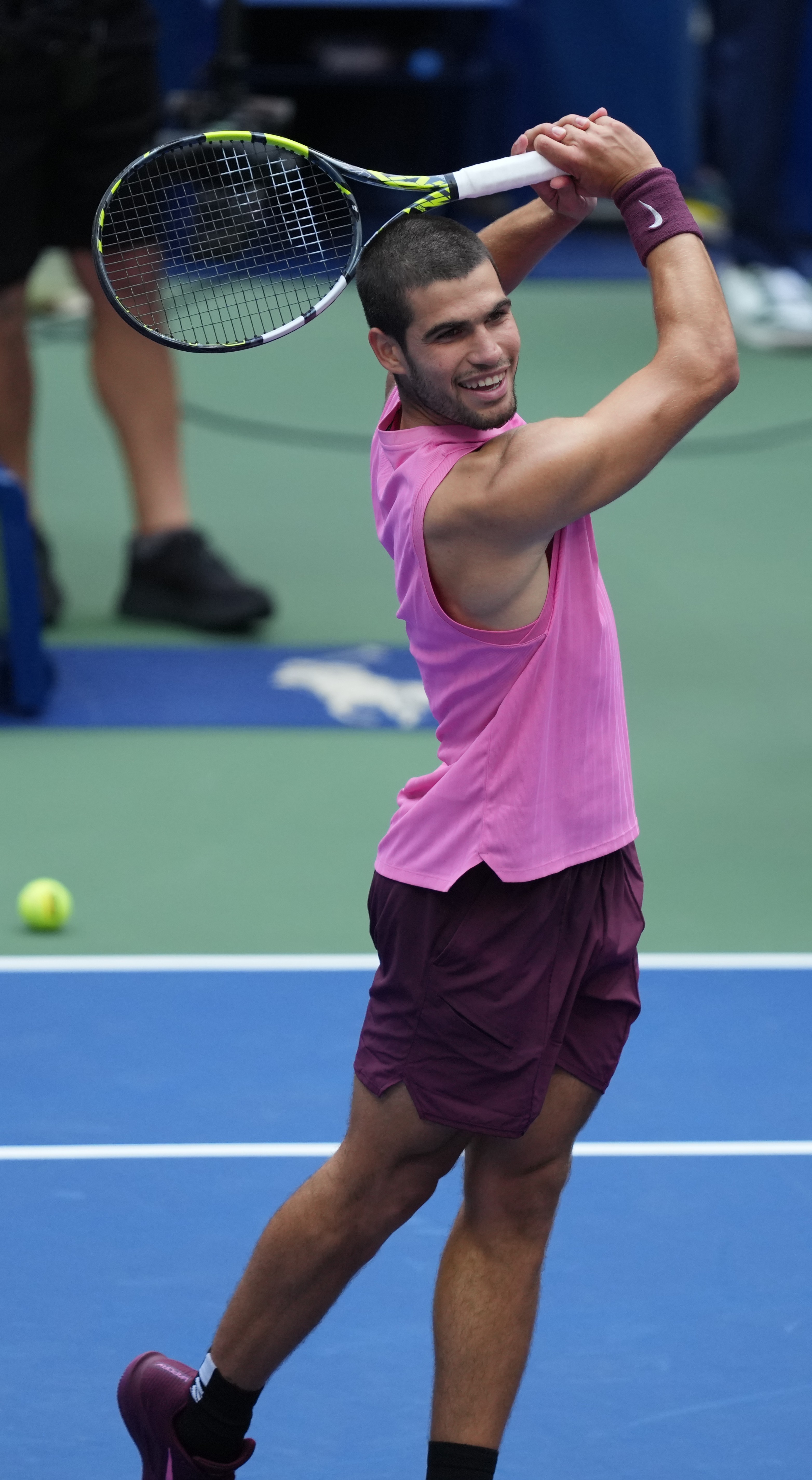 美国网球队强势德国网球队，阿尔卡拉斯统治全场