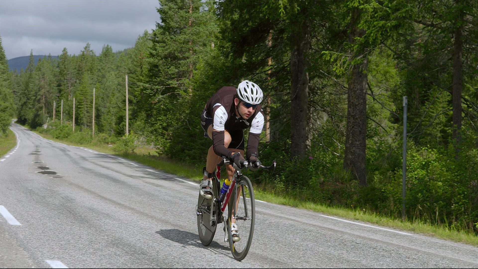 佩德里扛起全队,洪都拉斯完胜伊拉克,一场非典型胜利的启示